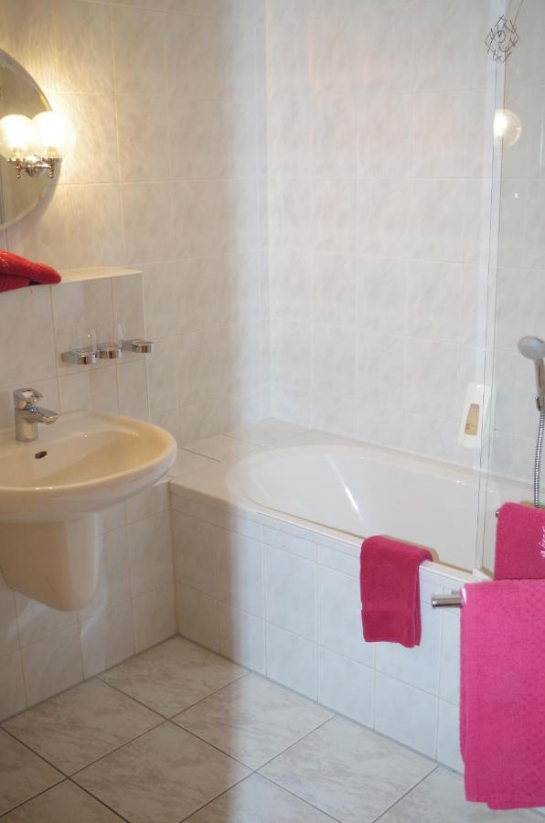 Hotel Zum Abschlepphof Leipzig Extérieur photo